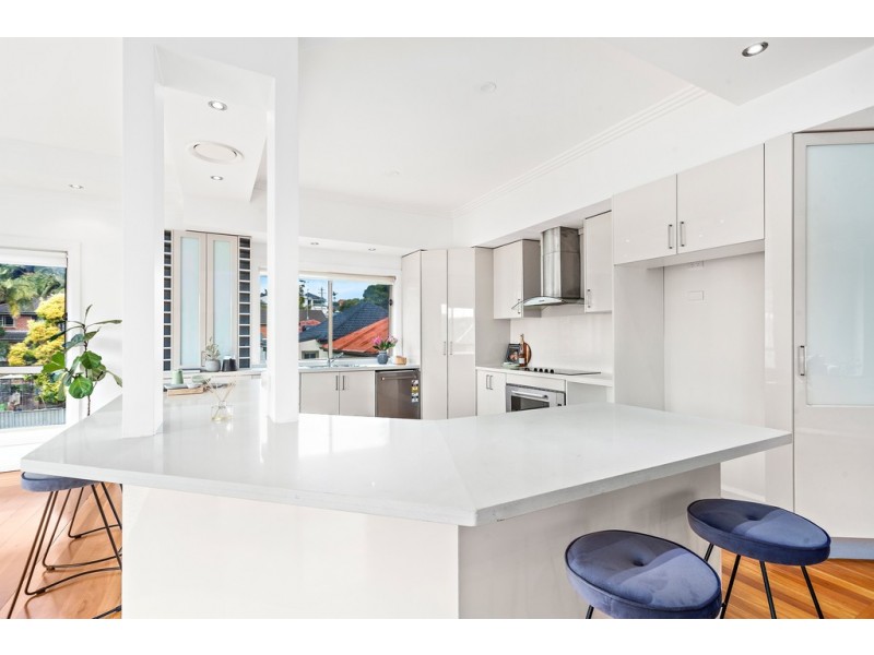 39 Hillcrest Street, Wollongong NSW 2500