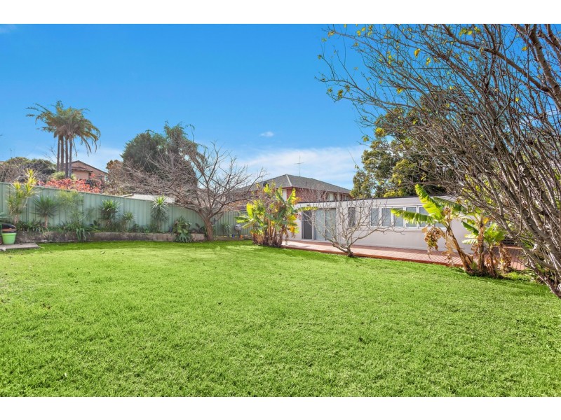 39 Hillcrest Street, Wollongong NSW 2500