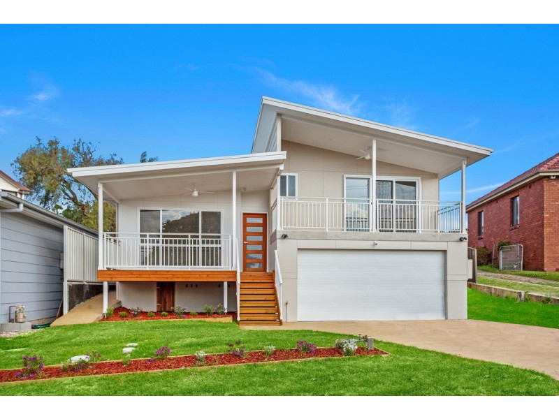 1and1A Robertson Street, Port Kembla NSW 2505