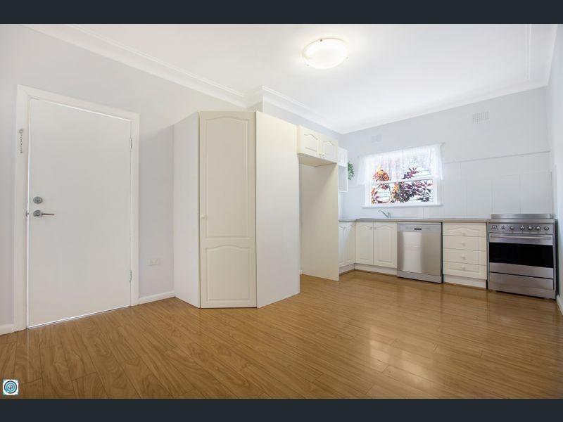 16 Birmingham Street, Cringila NSW 2502