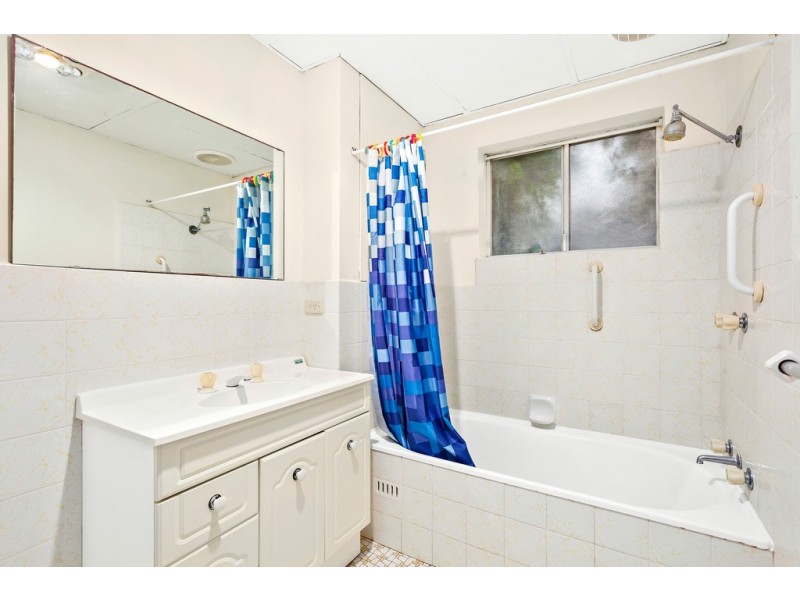 2/23 Hillcrest Street, Wollongong NSW 2500