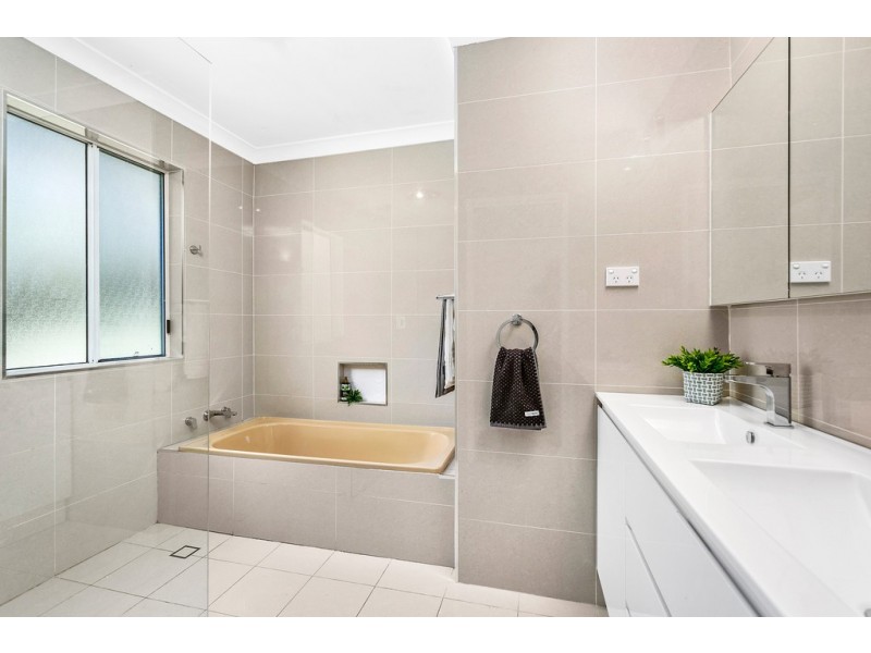 49 William Street, Keiraville NSW 2500