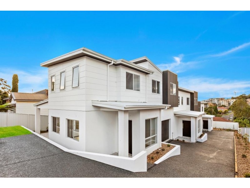 2/27 Hillcrest Street, Wollongong NSW 2500