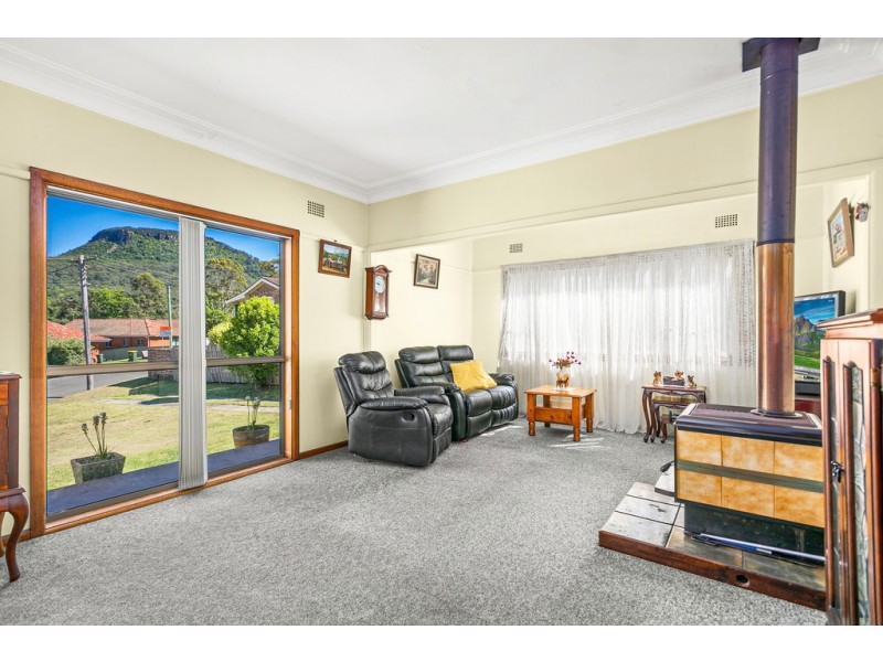 3 Armstrong Street, West Wollongong NSW 2500