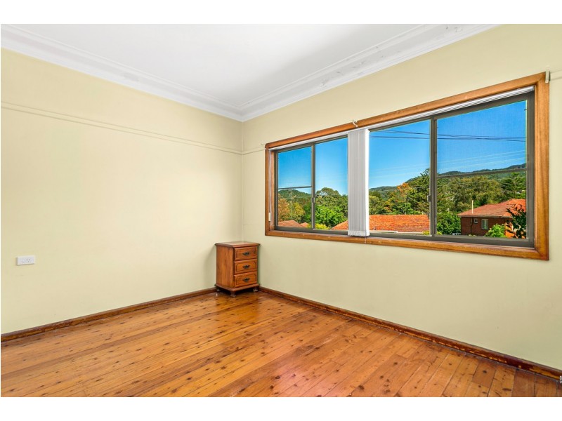 3 Armstrong Street, West Wollongong NSW 2500