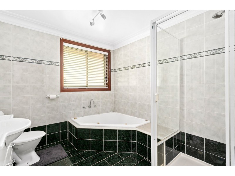 33 Angel Street, Corrimal NSW 2518