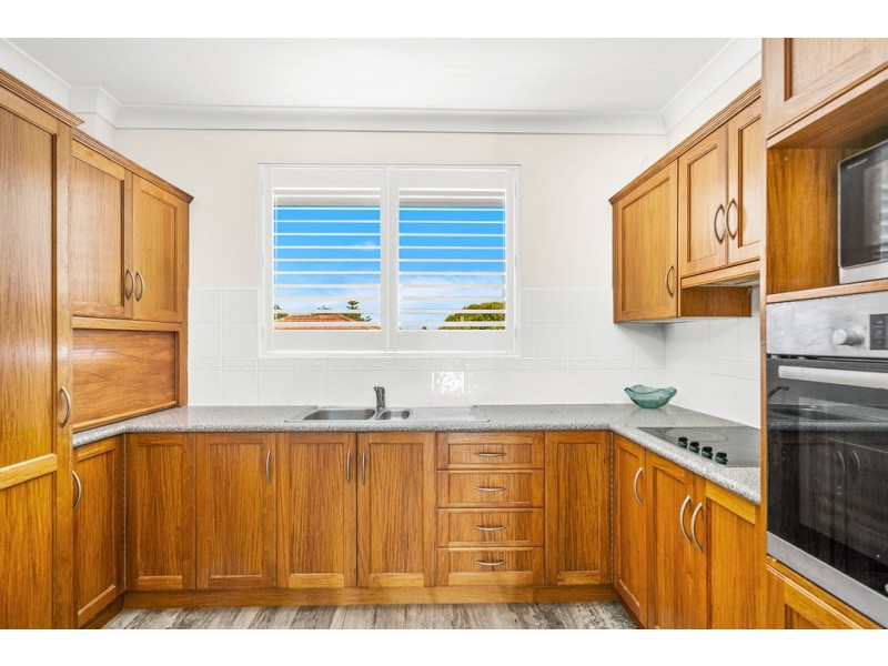 5/11 Murranar Road, Towradgi NSW 2518