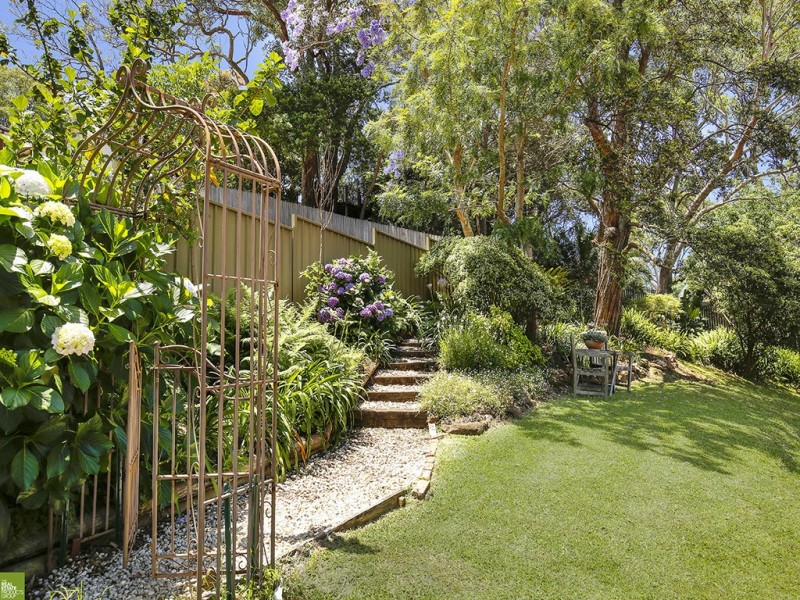 48 Robertson Street, Coniston NSW 2500