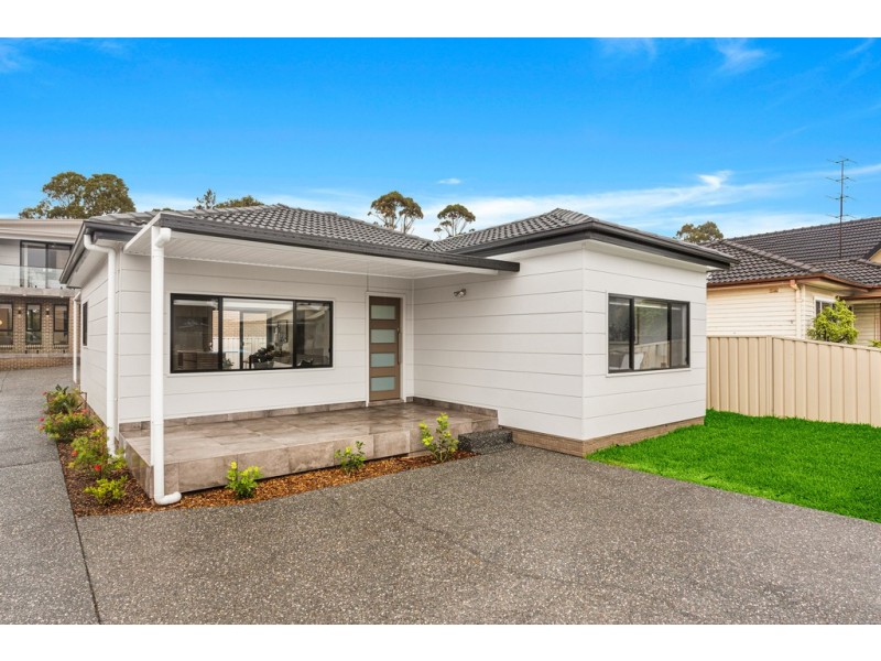 9 and 9A Elliotts Road, Fairy Meadow NSW 2519