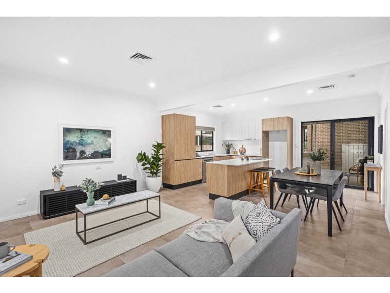 9 and 9A Elliotts Road, Fairy Meadow NSW 2519