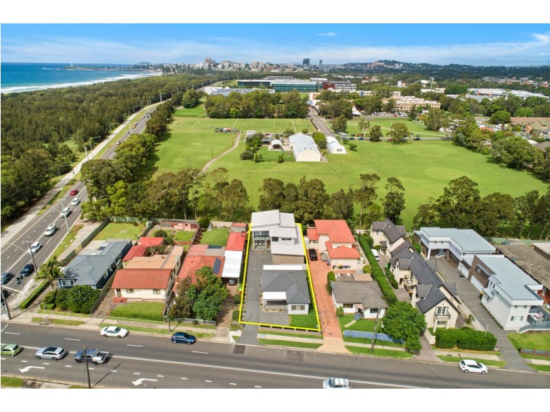 9 and 9A Elliotts Road, Fairy Meadow NSW 2519