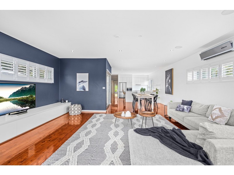 54 Bruce Street, Unanderra NSW 2526