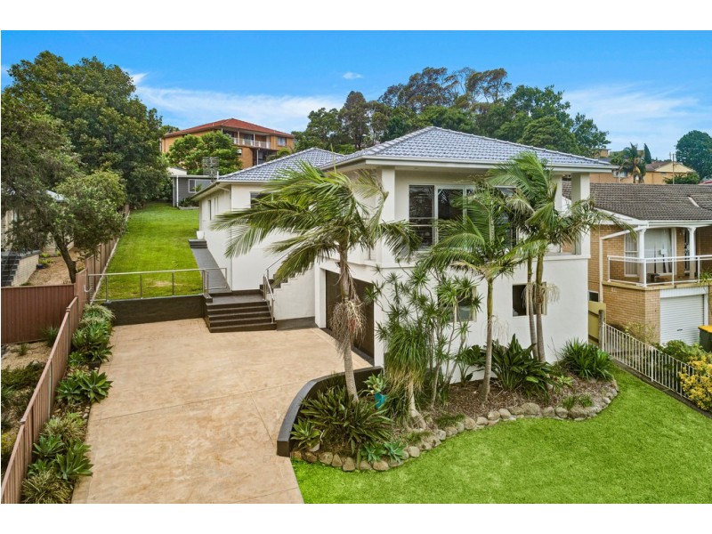 54 Bruce Street, Unanderra NSW 2526