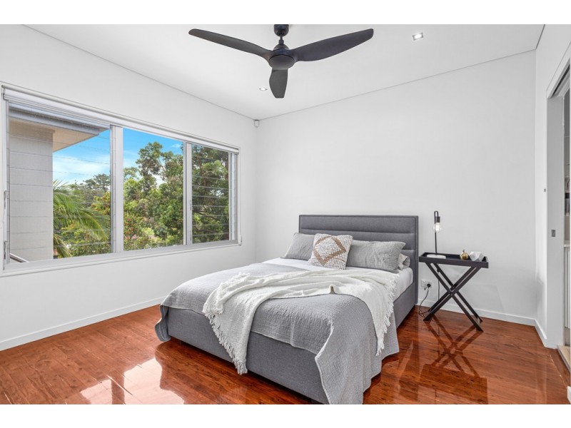 54 Bruce Street, Unanderra NSW 2526