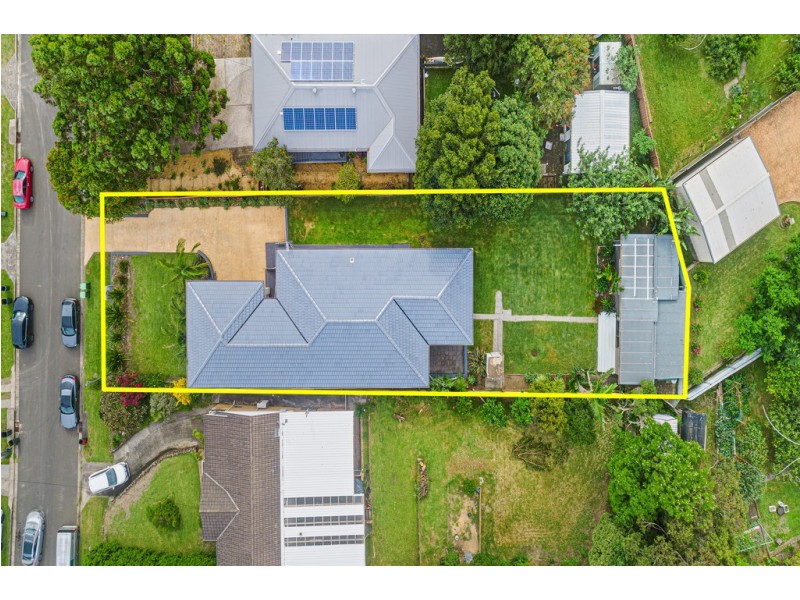 54 Bruce Street, Unanderra NSW 2526