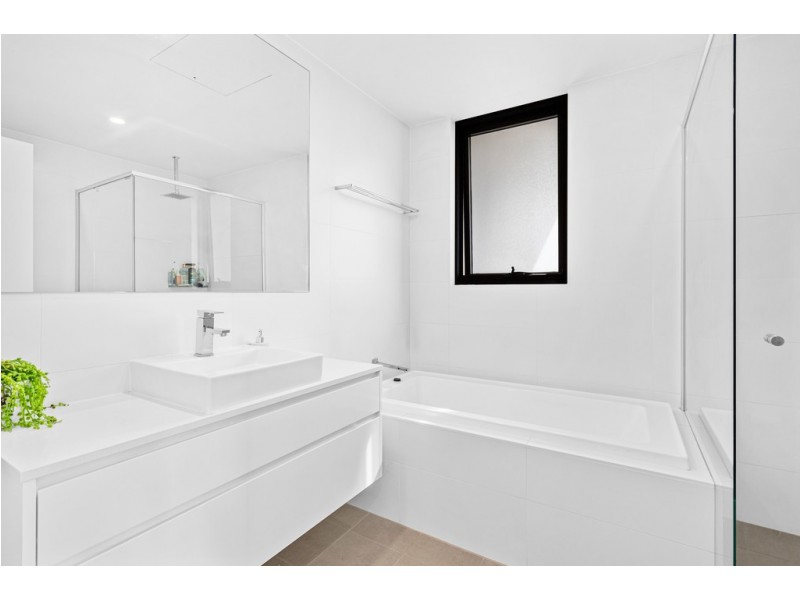 201/27 Harbour Street, Wollongong NSW 2500