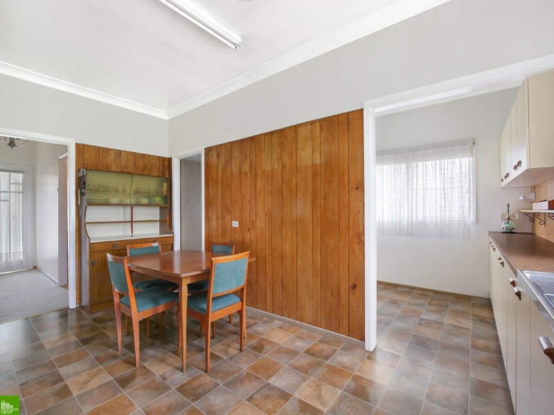 13 Brooker Street, Tarrawanna NSW 2518