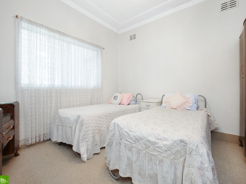 13 Brooker Street, Tarrawanna NSW 2518