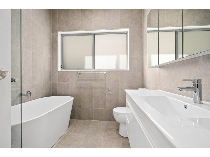 1/10 Harbinger Street, Corrimal NSW 2518