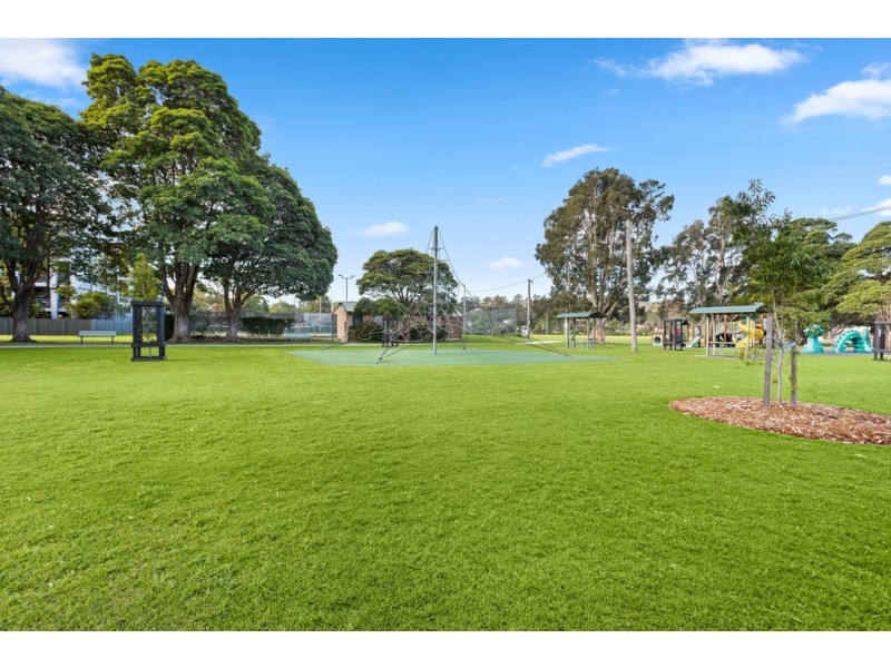 2/5-7 Princes Highway, Figtree NSW 2525