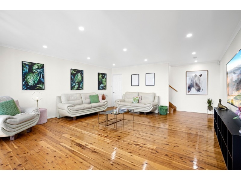 56 Beverley Avenue, Unanderra NSW 2526