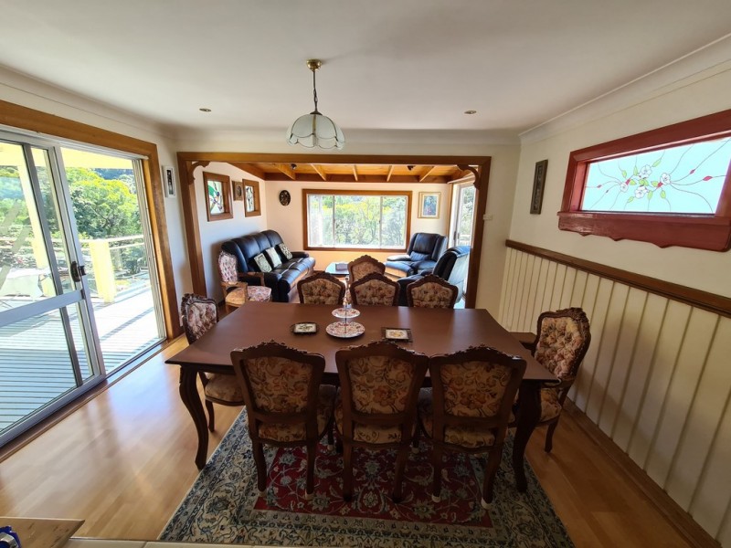 82 Gahans Avenue, Woonona NSW 2517