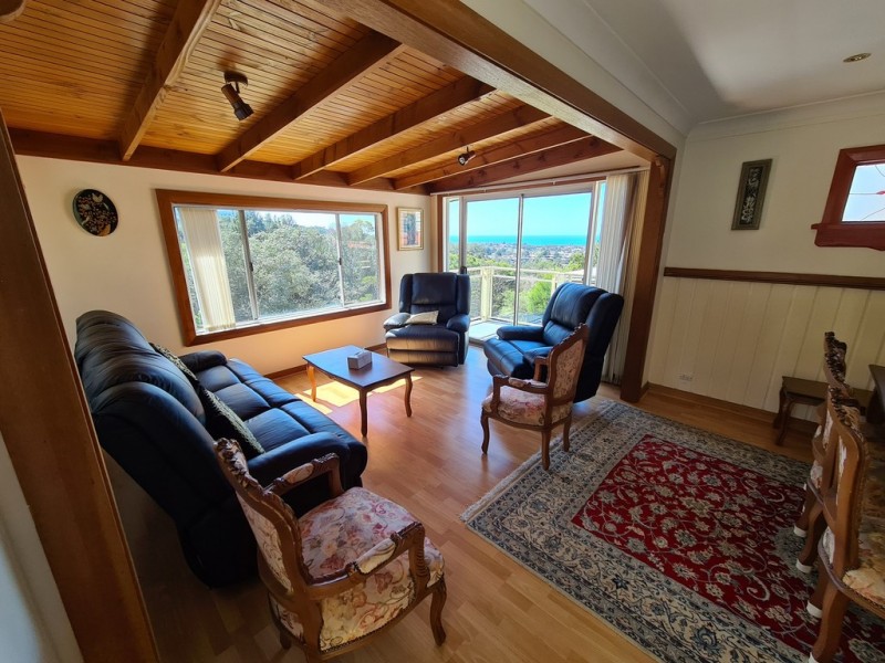 82 Gahans Avenue, Woonona NSW 2517