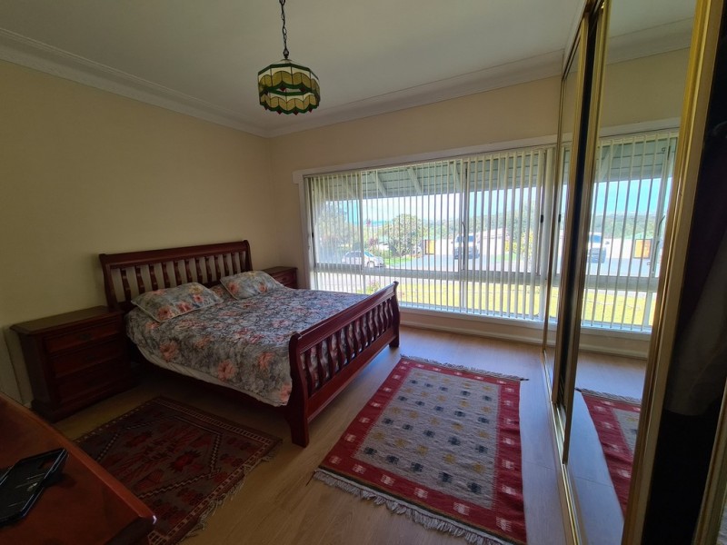 82 Gahans Avenue, Woonona NSW 2517