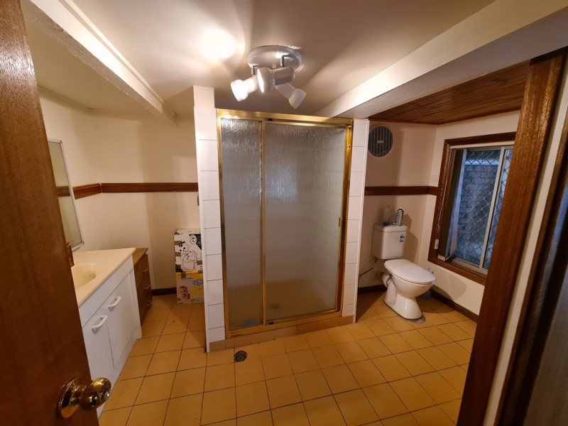 82 Gahans Avenue, Woonona NSW 2517