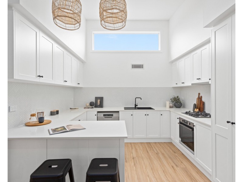 28 Abercrombie Street, West Wollongong NSW 2500