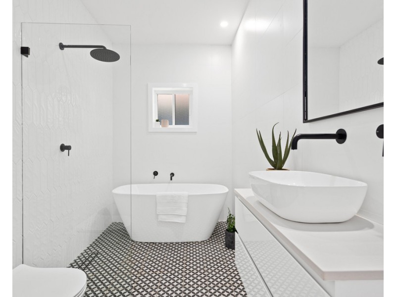 28A Abercrombie Street, West Wollongong NSW 2500