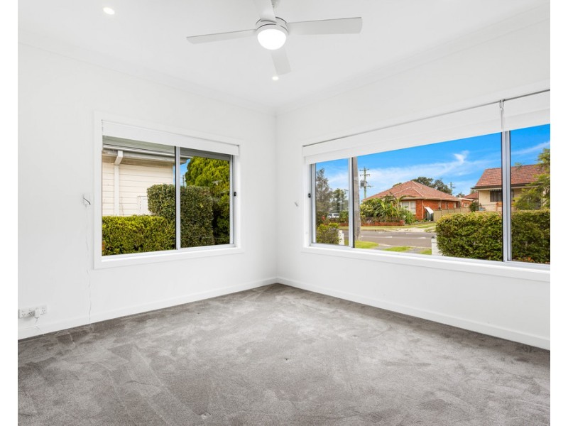 54 Cabbage Tree Lane, Fairy Meadow NSW 2519