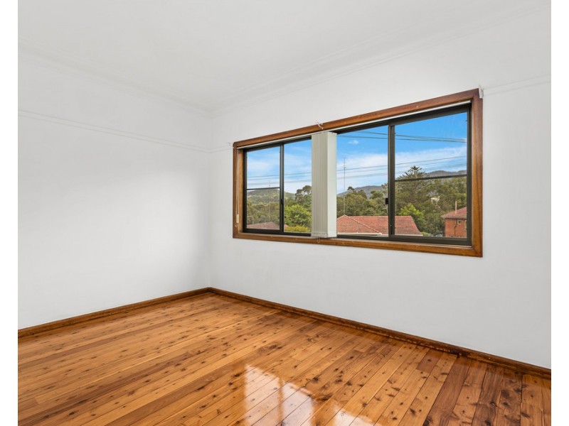 3 Armstrong Street, West Wollongong NSW 2500
