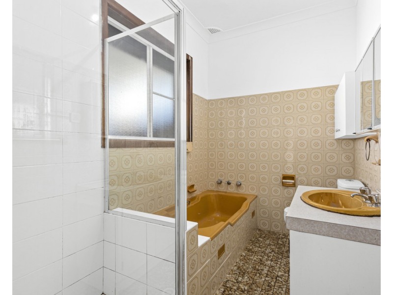 33 Smith Street, Fairy Meadow NSW 2519