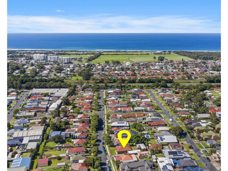 33 Smith Street, Fairy Meadow NSW 2519
