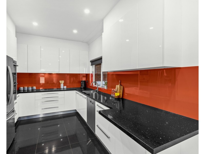 17 Second Avenue North, Warrawong NSW 2502