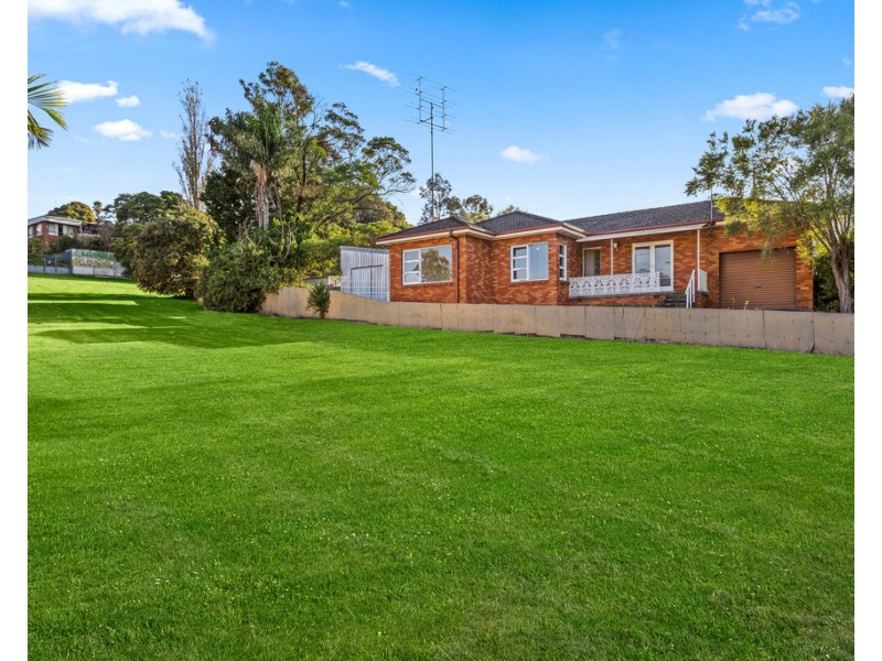 53 Cummins Street, Unanderra NSW 2526