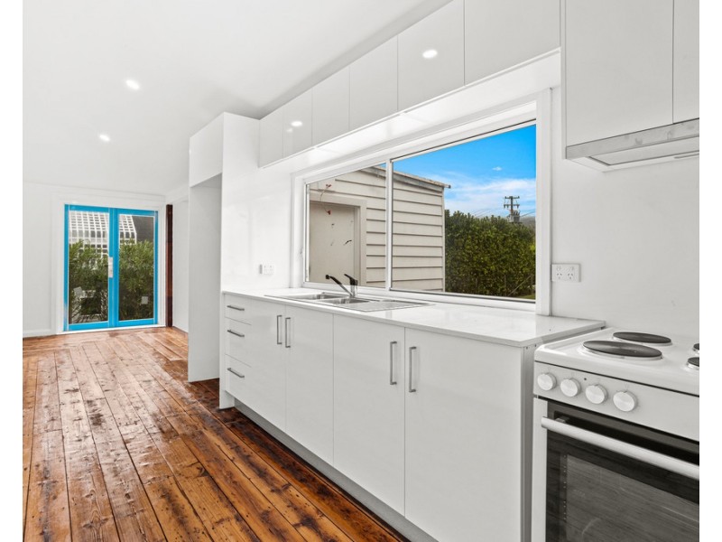 1/179 Lawrence Hargrave Drive, Thirroul NSW 2515