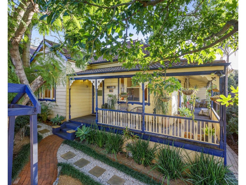 12 Mangerton Road, Wollongong NSW 2500