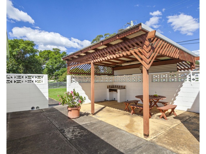 83 Russell Street, Balgownie NSW 2519