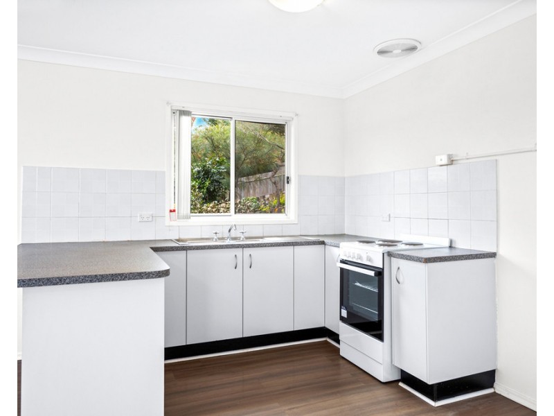 24A Maynes Parade, Unanderra NSW 2526