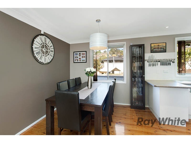 161 Waples Rd, Farmborough Heights NSW 2526