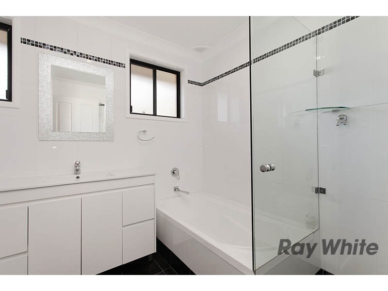 161 Waples Rd, Farmborough Heights NSW 2526