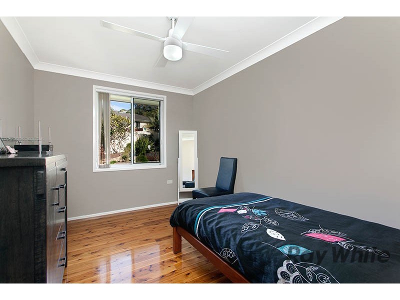 161 Waples Rd, Farmborough Heights NSW 2526