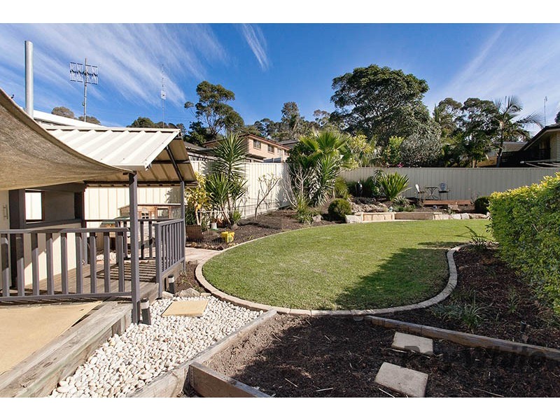 161 Waples Rd, Farmborough Heights NSW 2526