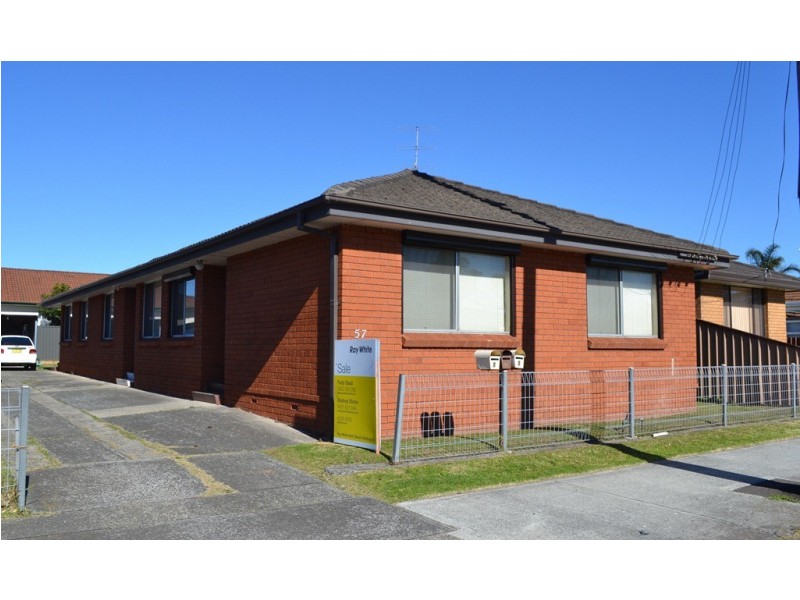 2,3/57 Lake Entrance, Warilla NSW 2528