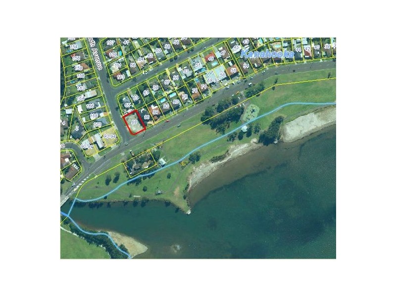 88 Lakeside Dr, Kanahooka NSW 2530