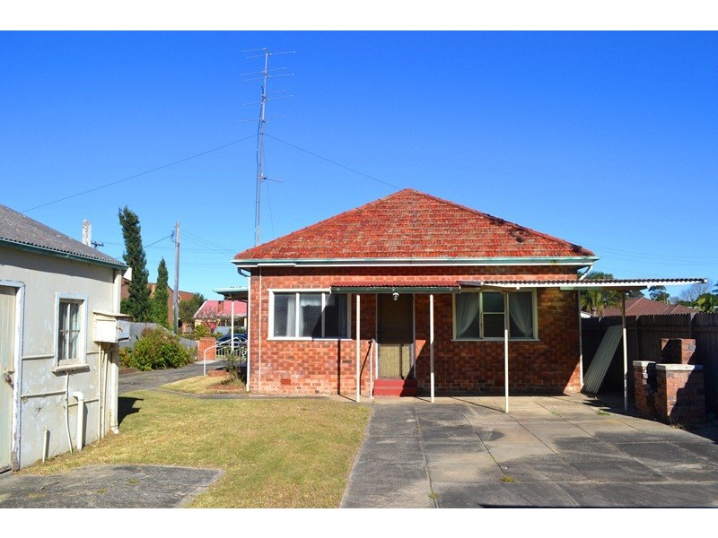 120 Pur Pur Ave, Lake Illawarra NSW 2528