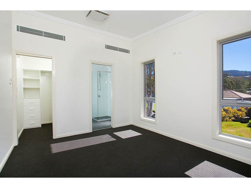 30a Brentwood Ave, Figtree NSW 2525