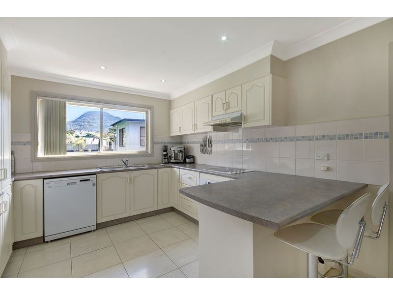 5 Rickard Rd, Unanderra NSW 2526